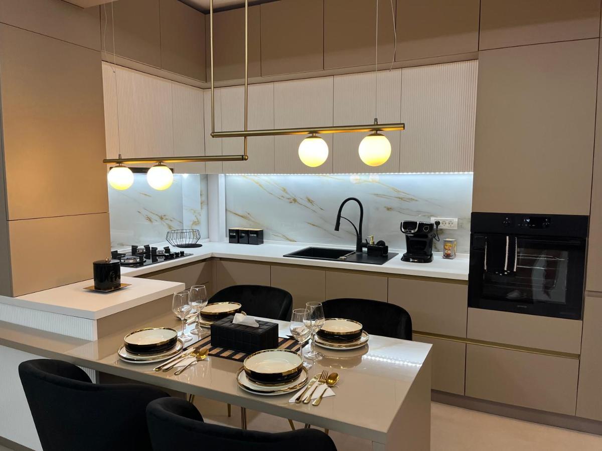 Sas 2 Luxury Apartments Mamaia Eksteriør billede